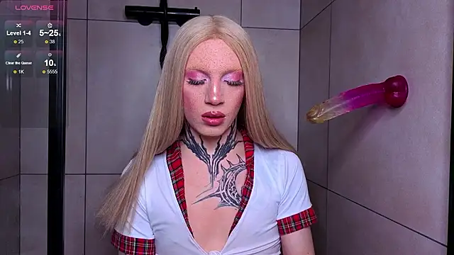 Snapshot of 1lola4ka chatting on February 2026 02:56:02 PM 1lola4ka online show from February 2026 02:56:02 PM