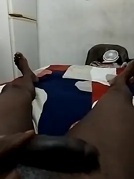 Snapshot of Theo_lion4 chatting on November 2025 08:46:01 PM Theo lion4 online show from November 2025 08:46:01 PM