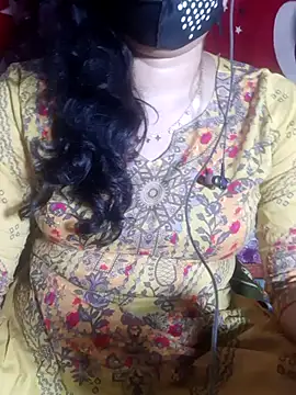 HotGirl23231 online show from June 2026 07:13:02 PM