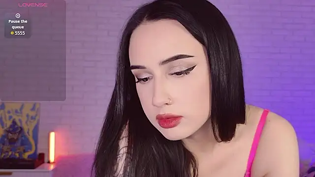 Darineko  online show from February 2026 07:27:01 AM