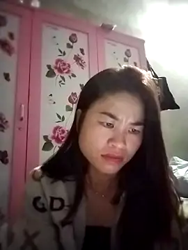 Xillie9222 online show from November 2025 08:03:01 PM