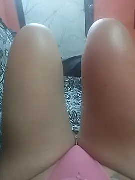 Snapshot of Tayanehot chatting on November 2025 08:47:02 AM Tayanehot online show from November 2025 08:47:02 AM