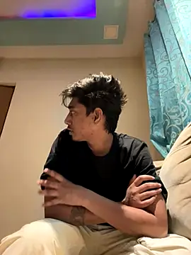 RonnySlim online show from November 2025 10:02:02 PM