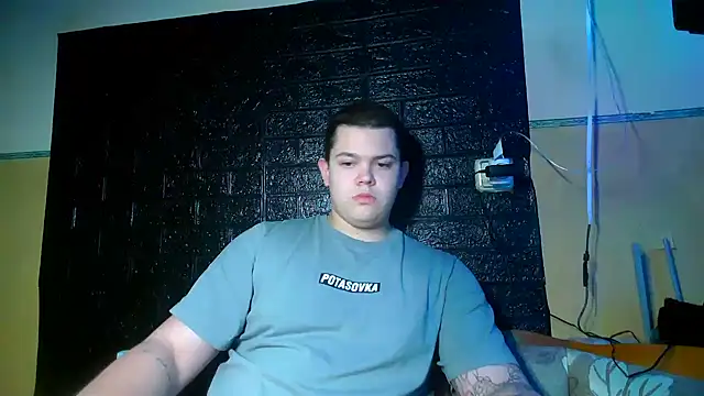 CuteButNaughty  online show from February 2026 08:52:01 PM