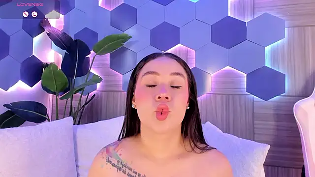 sofiaivanova online show from February 2026 03:39:01 AM