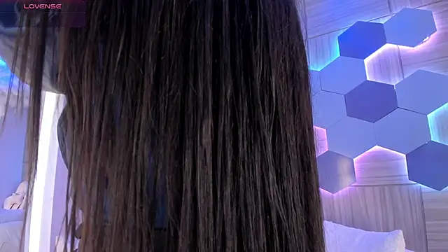 sofiaivanova online show from February 2026 03:40:01 AM