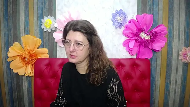 RoseHille online show from November 2025 06:13:02 AM