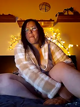 Persephone CH off online show from November 2025 09:37:01 PM