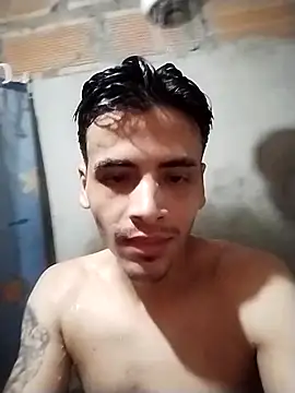 Snapshot of Andrexxxvergota chatting on December 2025 01:11:01 AM Andrexxxvergota online show from December 2025 01:11:01 AM