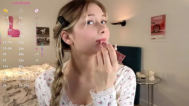 Snapshot of lolly_dollyyy chatting on January 2026 11:55:01 PM lolly dollyyy online show from January 2026 11:55:01 PM