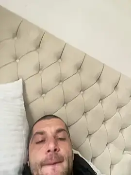 Kinkycouple142 online show from March 2026 02:34:02 PM