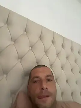 Kinkycouple142 online show from June 2026 05:23:02 PM