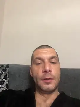 Kinkycouple142 online show from May 2026 07:23:01 AM