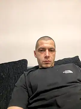 Kinkycouple142 online show from November 2025 07:52:02 PM