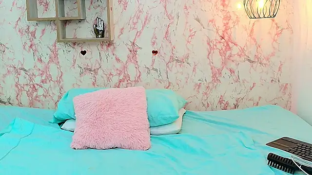 KATY LOWERY online show from February 2026 03:15:01 AM