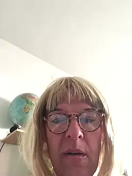 simone xdressing online show from March 2026 03:35:02 PM