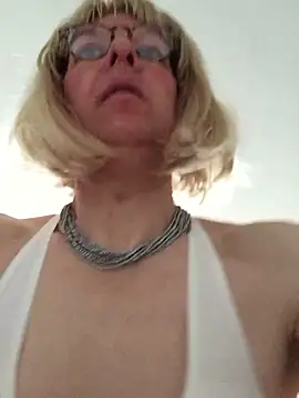 simone xdressing online show from March 2026 04:23:02 PM