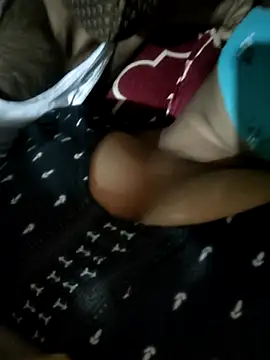 Snapshot of desiXcouple97 chatting on December 2025 04:16:01 PM desiXcouple97 online show from December 2025 04:16:01 PM