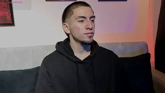 AresMassimoX online show from December 2025 03:07:01 AM