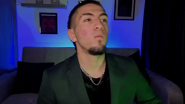 AresMassimoX online show from November 2025 03:54:02 AM