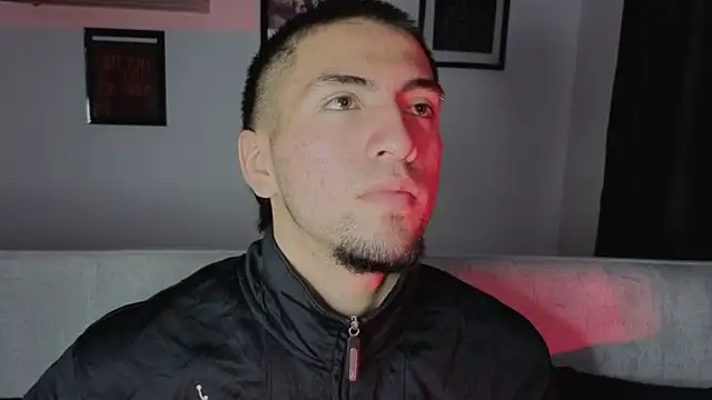 AresMassimoX online show from November 2025 05:52:01 AM