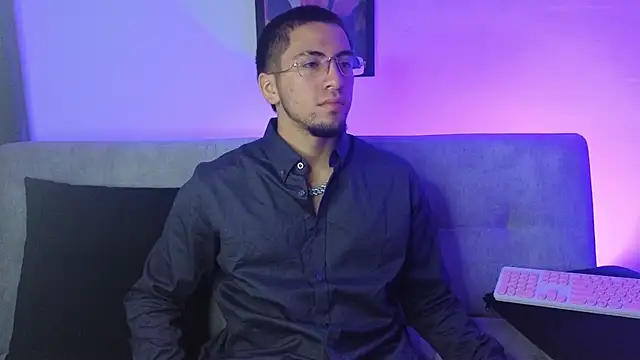 AresMassimoX online show from March 2026 03:48:01 PM