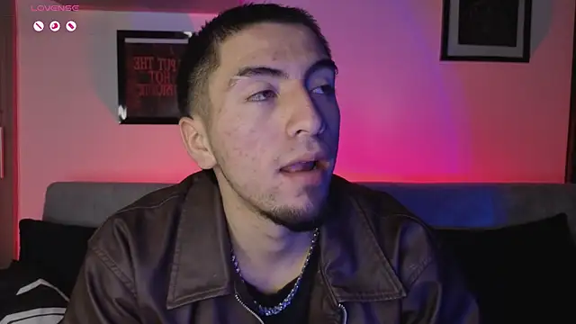 AresMassimoX online show from January 2026 03:49:02 PM