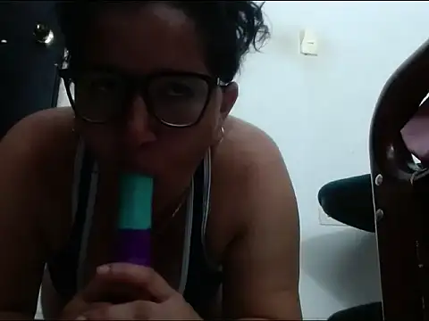 Sra Angelina online show from November 2025 01:39:01 AM