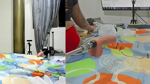 michelle hot1 online show from December 2025 03:06:02 AM