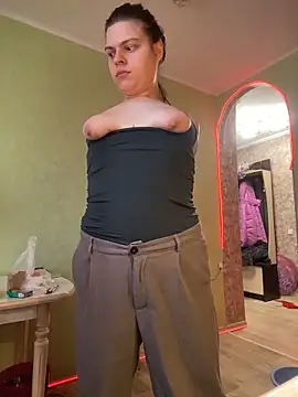 Dona Mafia online show from April 2026 01:19:01 AM