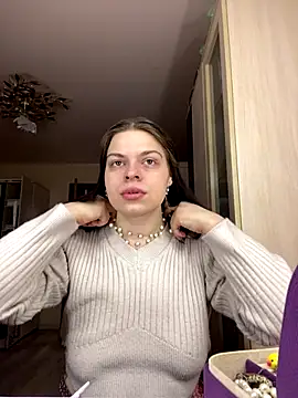 Dona Mafia online show from November 2025 10:21:02 PM