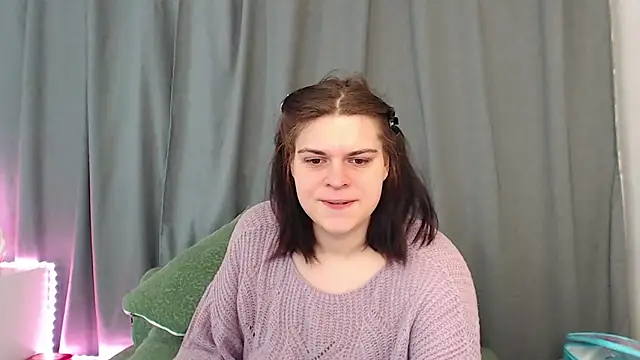 Dona Mafia online show from November 2025 11:16:02 PM