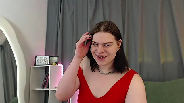 Dona Mafia online show from December 2025 12:01:02 AM