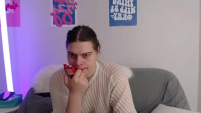 Dona Mafia online show from December 2025 11:21:02 PM