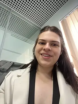 Dona Mafia online show from May 2026 11:08:01 PM
