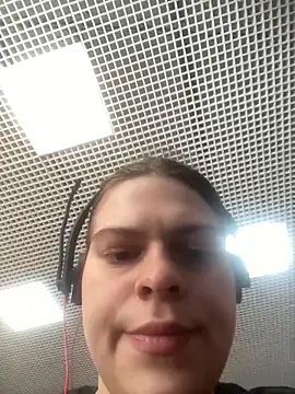 Dona Mafia online show from April 2026 07:25:01 AM