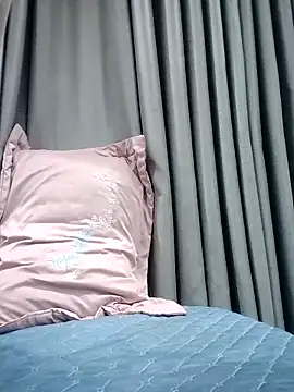   Anna    online show from November 2025 03:34:01 PM