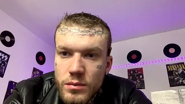 Huntall77 online show from February 2026 05:40:02 AM