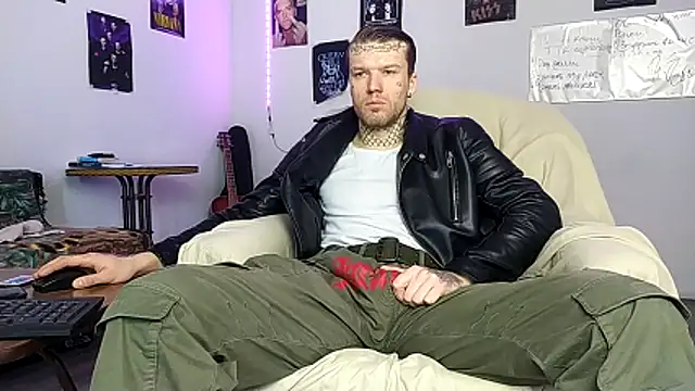 Huntall77 online show from February 2026 05:47:01 AM