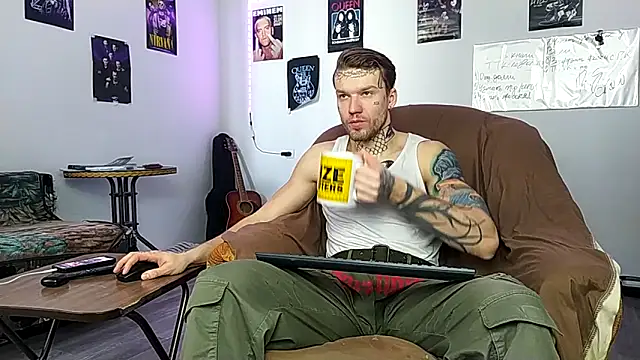 Huntall77 online show from February 2026 06:57:02 AM