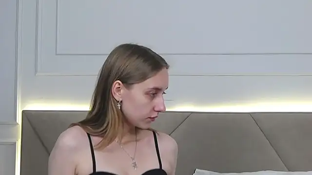 RachaelCute online show from November 2025 04:28:01 AM