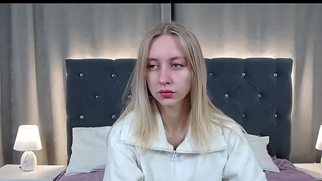 RachaelCute online show from April 2026 04:14:01 AM