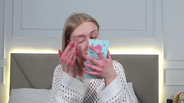 Snapshot of RachaelCute chatting on February 2026 09:39:02 AM RachaelCute online show from February 2026 09:39:02 AM