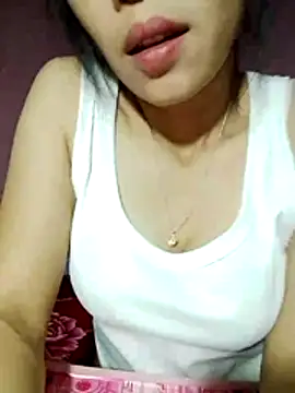 Cloud-wh online show from November 2025 05:33:02 AM