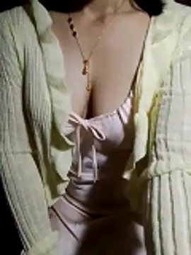 Cloud-wh online show from April 2026 12:17:01 AM