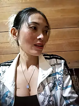 Soursop-op online show from November 2025 06:39:02 AM