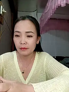 Feeling-hot online show from February 2026 01:02:01 PM