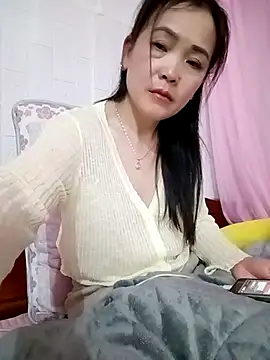 Feeling-hot online show from February 2026 07:04:02 PM