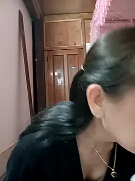 Feeling-hot online show from December 2025 08:14:01 PM