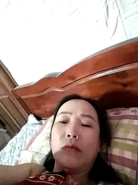 Feeling-hot online show from December 2025 08:46:01 PM